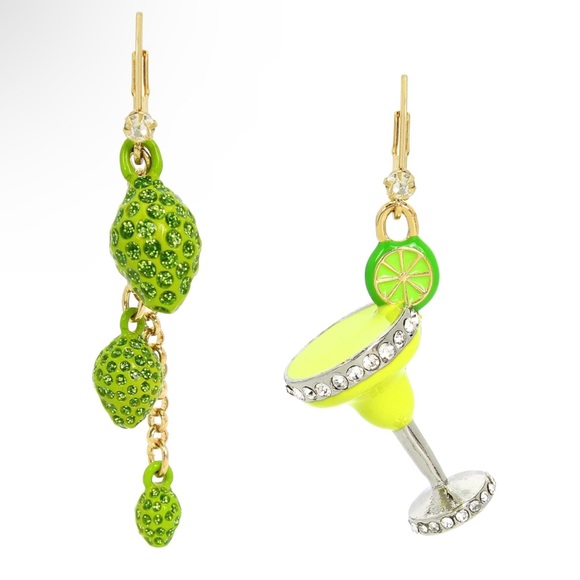 Betsey Johnson Margarita Lime Earrings - Picture 2 of 4